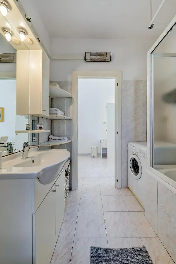 Apartments Riva Lucija Split