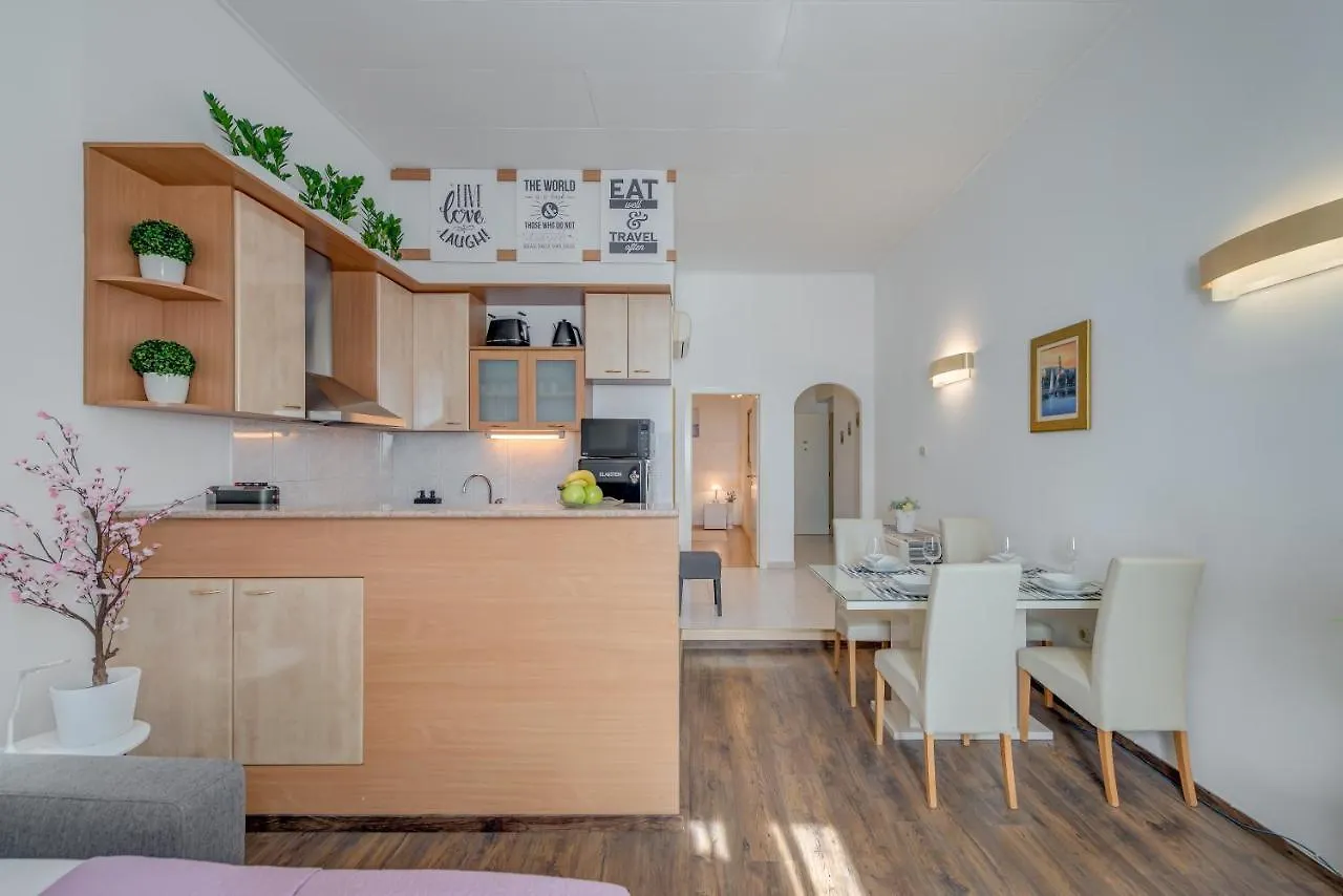 Apartments Riva Lucija By Litto Split 0*,  Chorvatsko