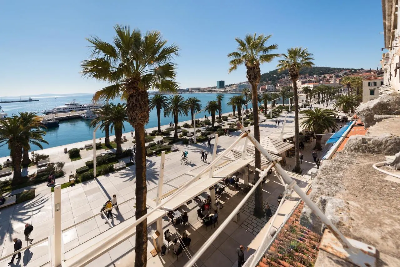 Apartments Riva Lucija By Litto Split